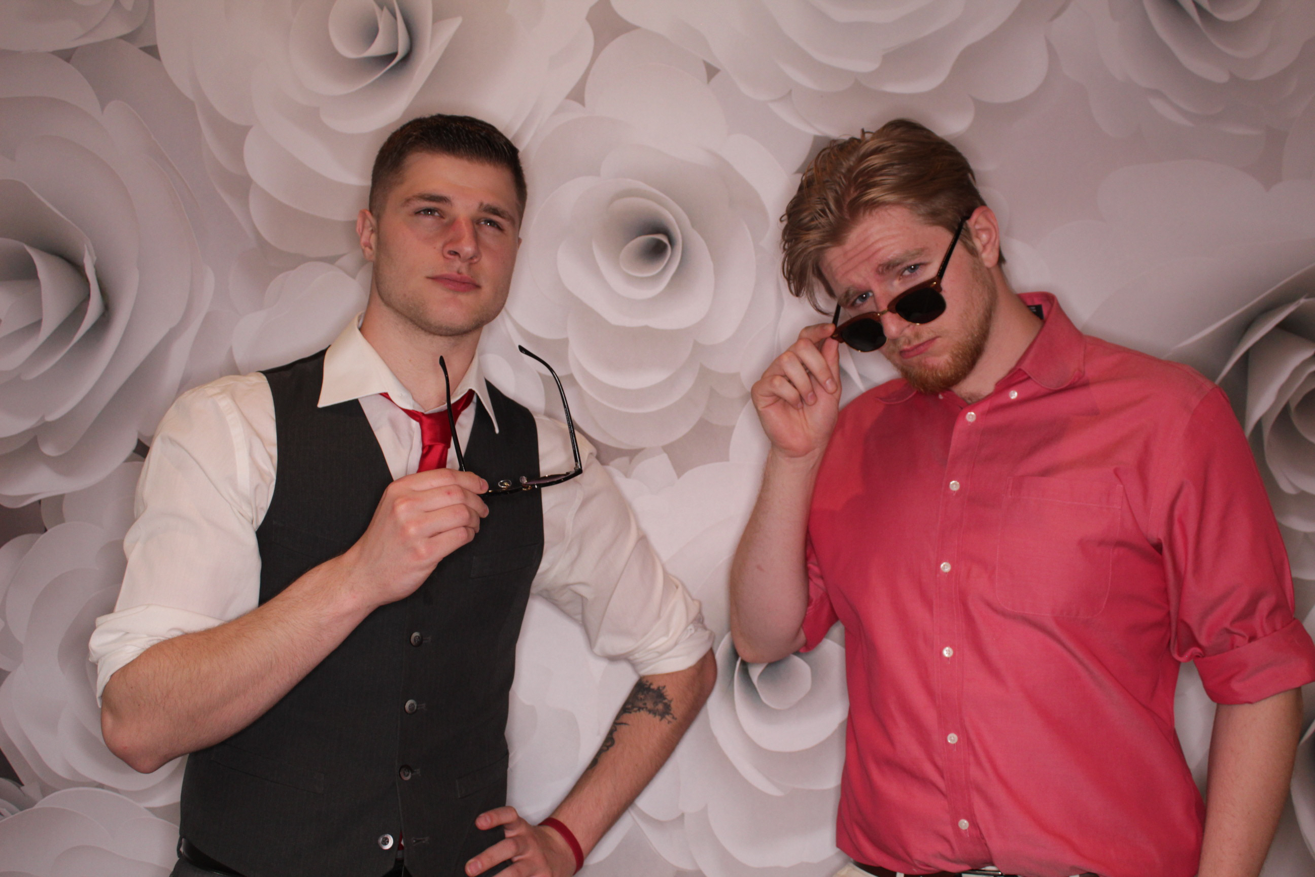Danni and Brock’s Wedding | View more photos from the event at gallery.photoboothbillings.com/u/PhotoBoothBillings/Danni-and-Brock’s-Wedding